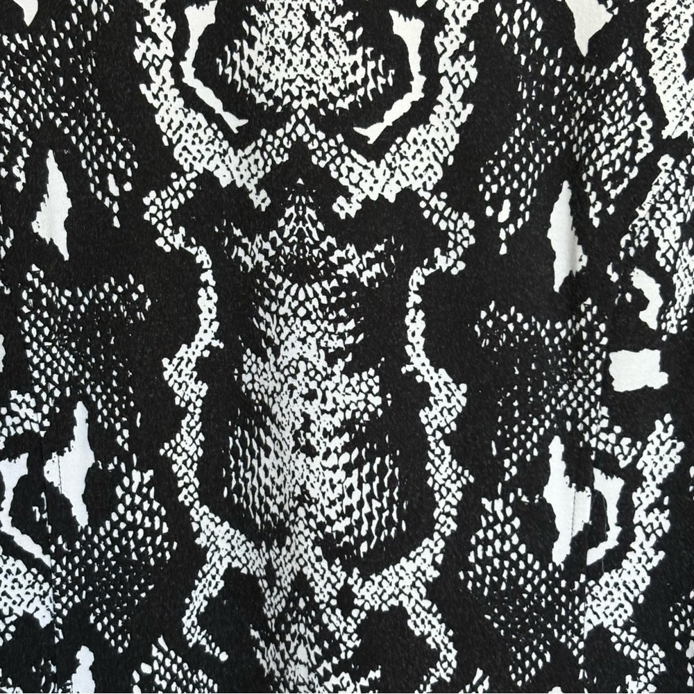 J. McLaughlin Black White Snakeskin‎ Print 3/4 Sheath Dress Large Knee Length - Picture 6 of 8